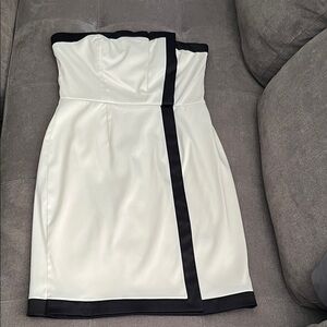Vince Camuto Strapless Black and Cream  Dress used good condition